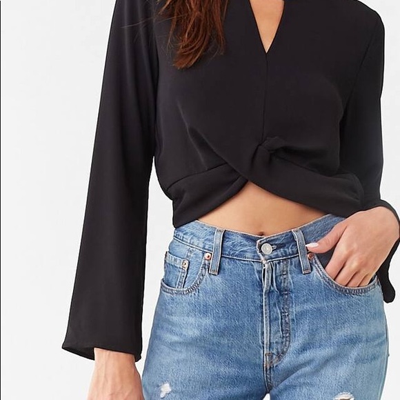 SOLD NEW Twist front crop top-black - Picture 3 of 4